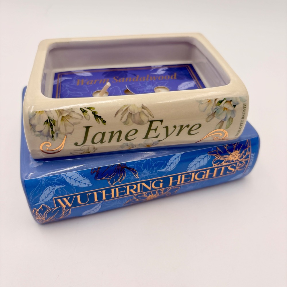 Jane Eyre Wuthering Heights Book Candle Warm Sandalwood Ceramic Stacked Books
